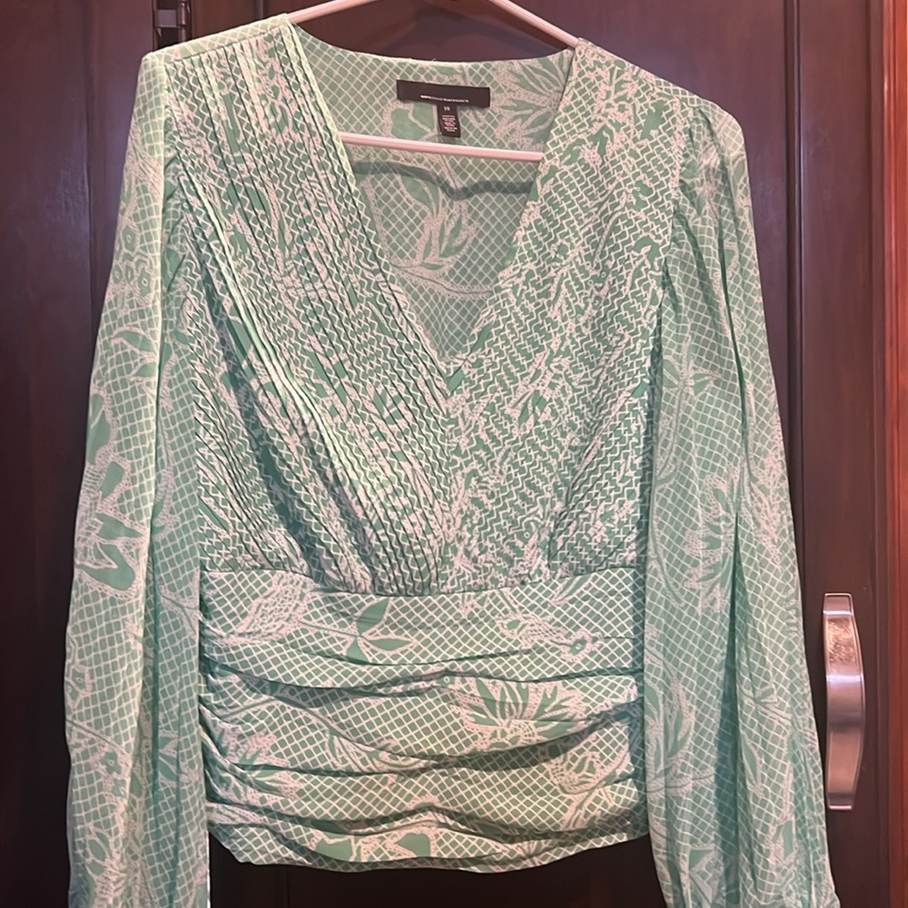 White House Black Market elegant blouse green 💚